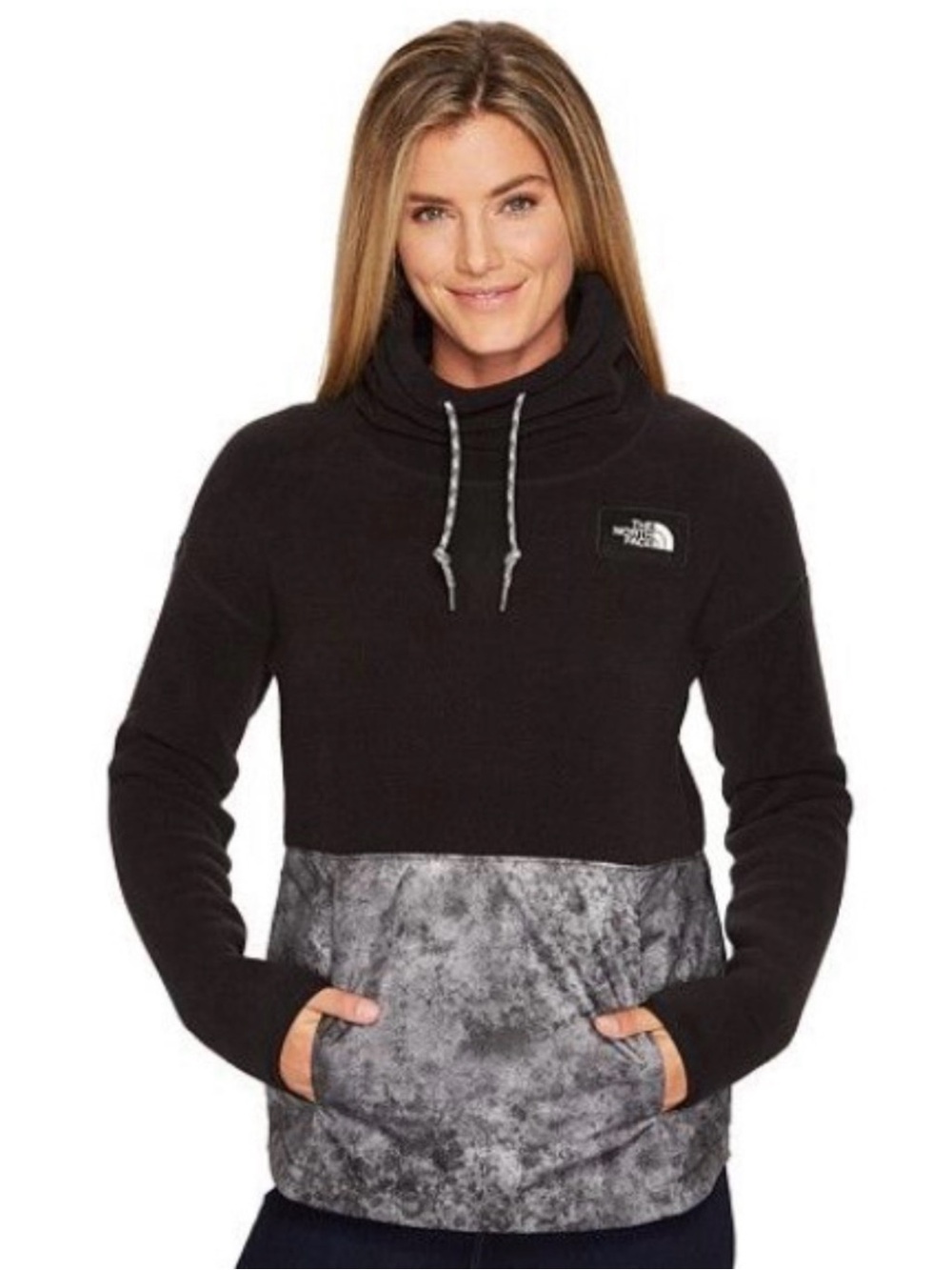 The North Face Women's Riit Pullover Black/Grey
Women’s Large